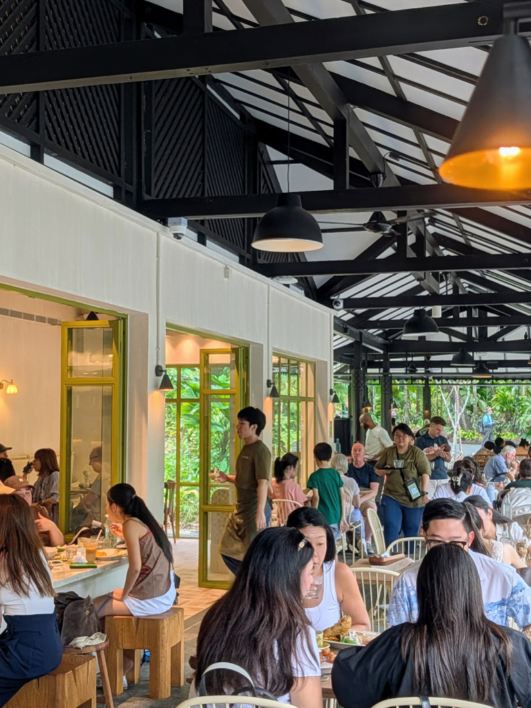 Even on a Tuesday afternoon, Park Side sees a healthy crowd of diners. Photo: Zawani Abdul Ghani/HungryGoWhere park side singapore botanic gardens