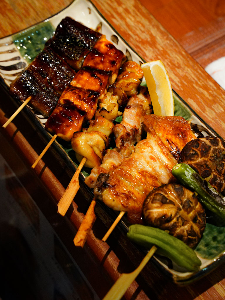 For your beer? Photo: Evan Mua/HungryGoWhere keria cuppage plaza