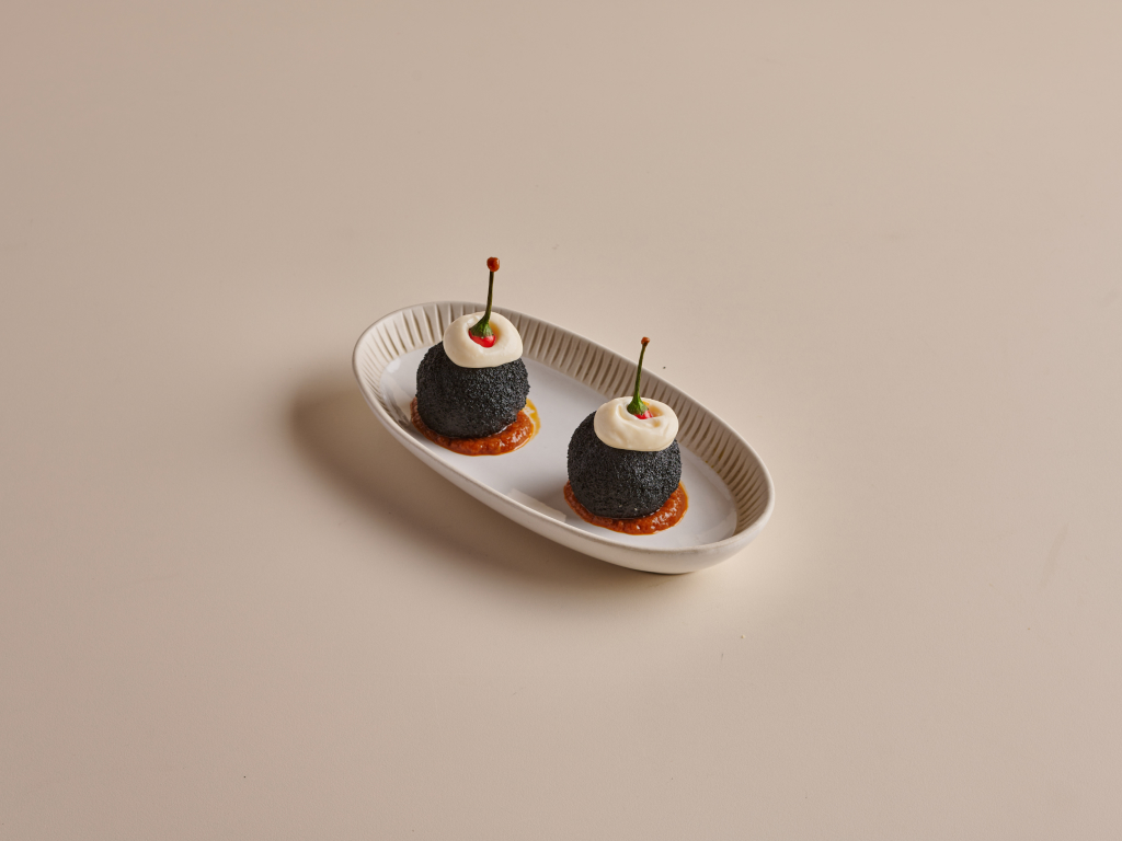 Noa by Olivia Marti Martinez