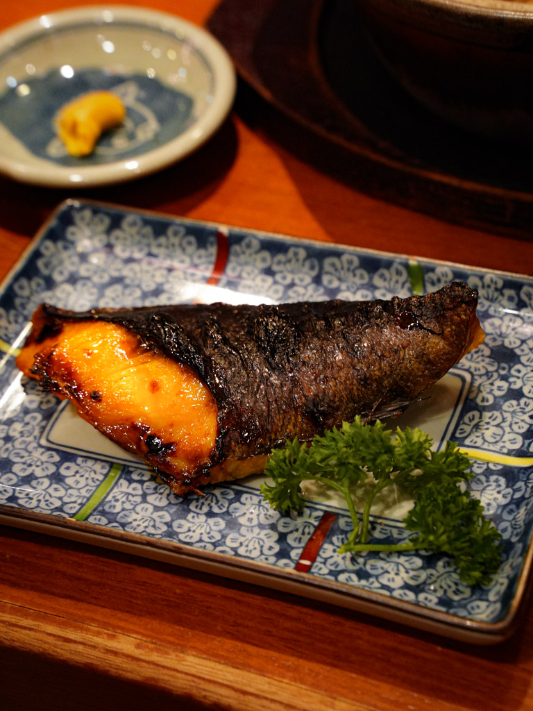 Plenty of fish in the sea. Photo: Evan Mua/HungryGoWhere keria cuppage plaza