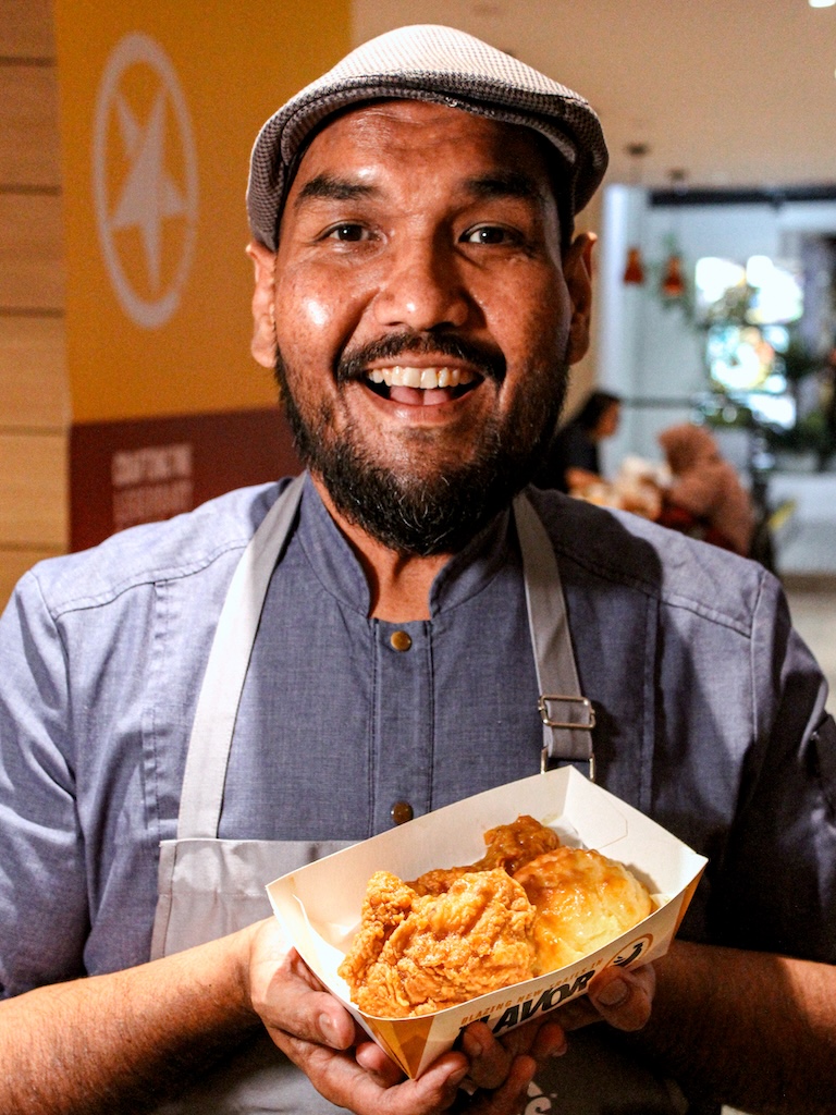 Chef Bob. Photo: Angeline Ang/HungryGoWhere texas chicken chef bob ayam percik