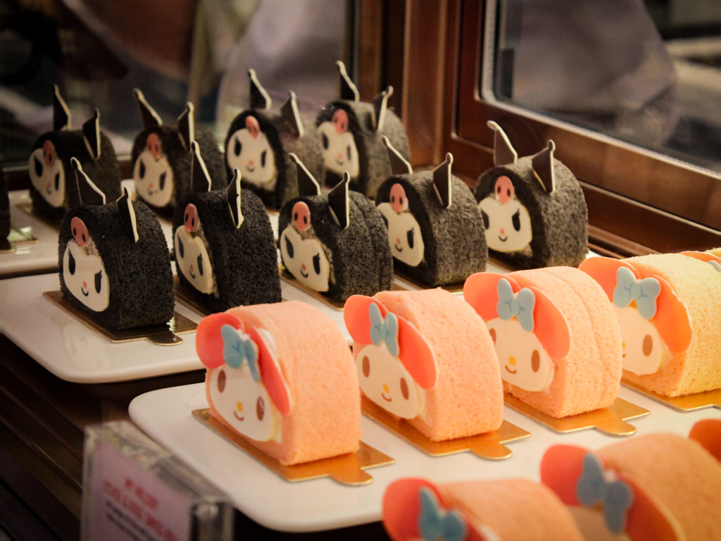 superstar cafe sanrio uss