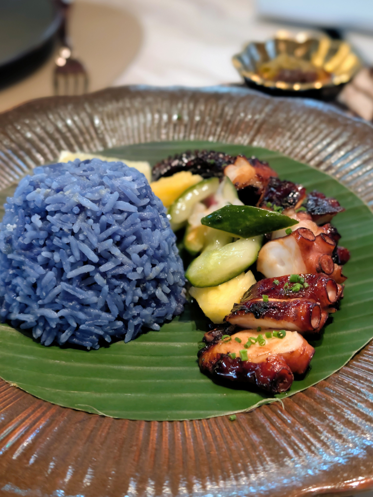 hathaway autograph varel singapore