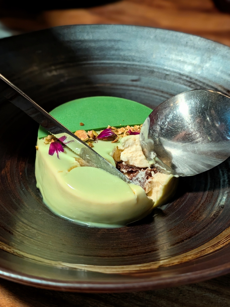 skirt restaurant w singapore