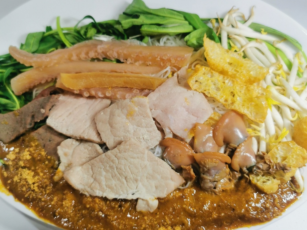 Photo: Soon Huat Teochew Satay Beehoon/Facebook ABC Brickworks Market & Food Centre