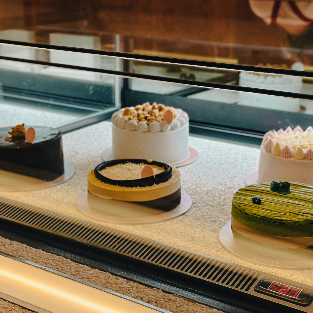 Birthday cakes in Singapore