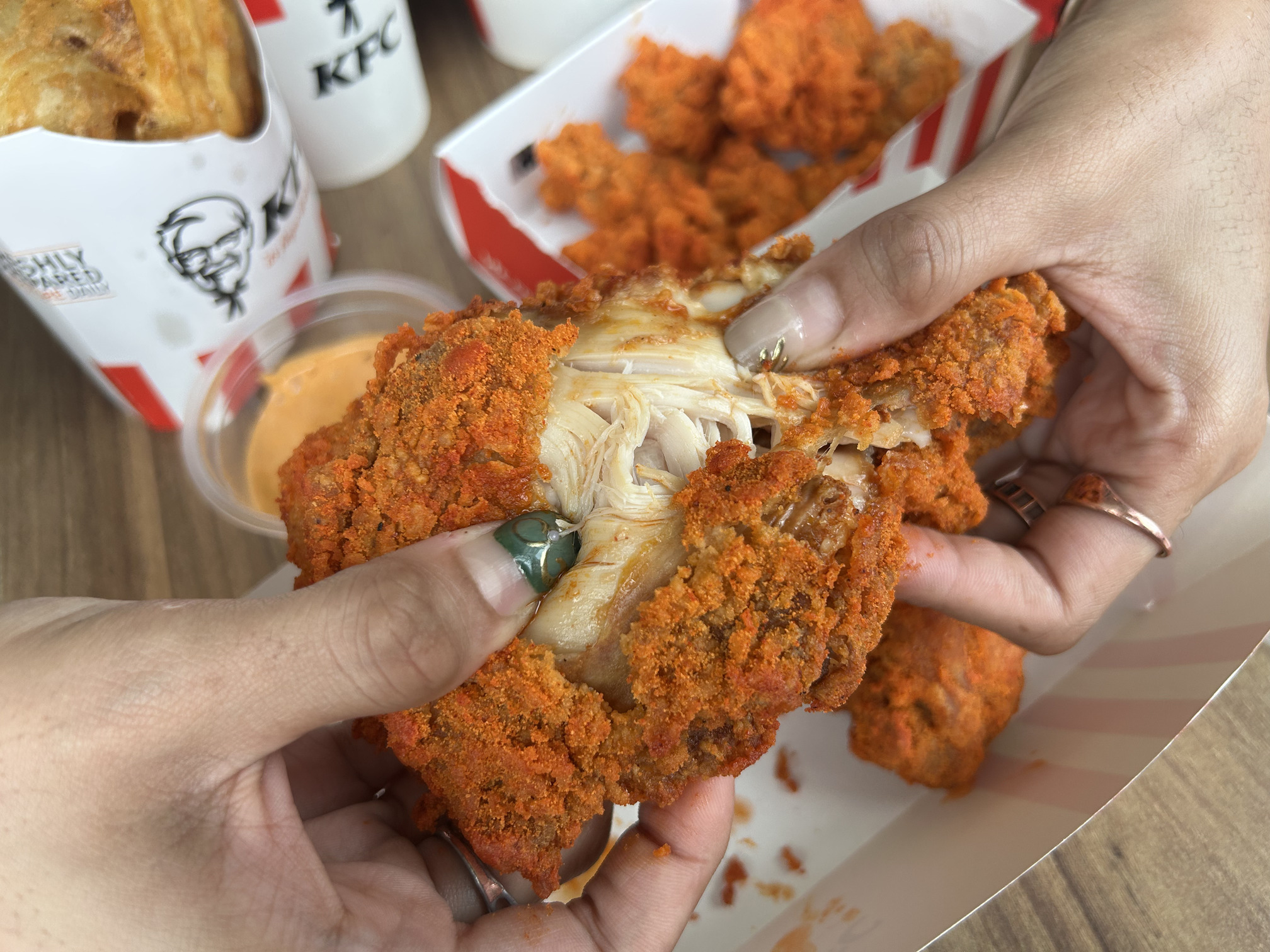 03-ll-KFCnashvillechicken-hungrygowhere.jpg(1) KFC Singapore Nashville chicken review