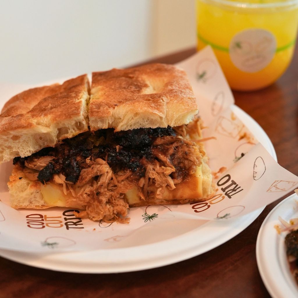 cold cut trio sandwich shop
