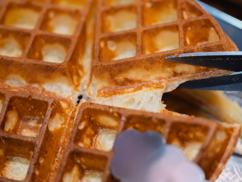 Fresh mochi waffles being prepared. Photo: Abdul Rahim Anwar/HungryGoWhere villa creamery