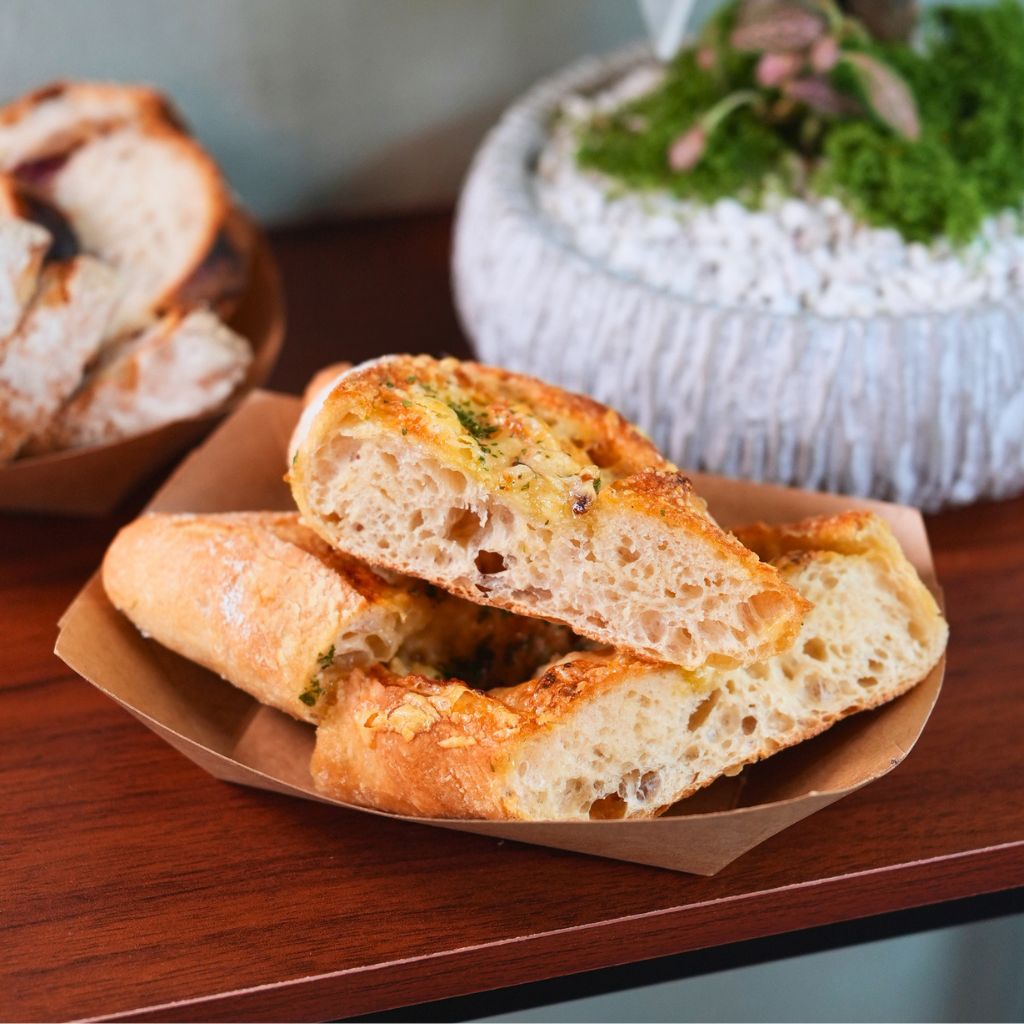 Garlic and bread is a classic combo. Photo: Shannon Yap/HungryGoWhere flour artisanal bakery