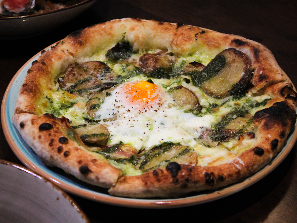 Pancetta pizza. Photo: Angeline Ang/HungryGoWhere Lino Restaurant Binjai Park Brunch