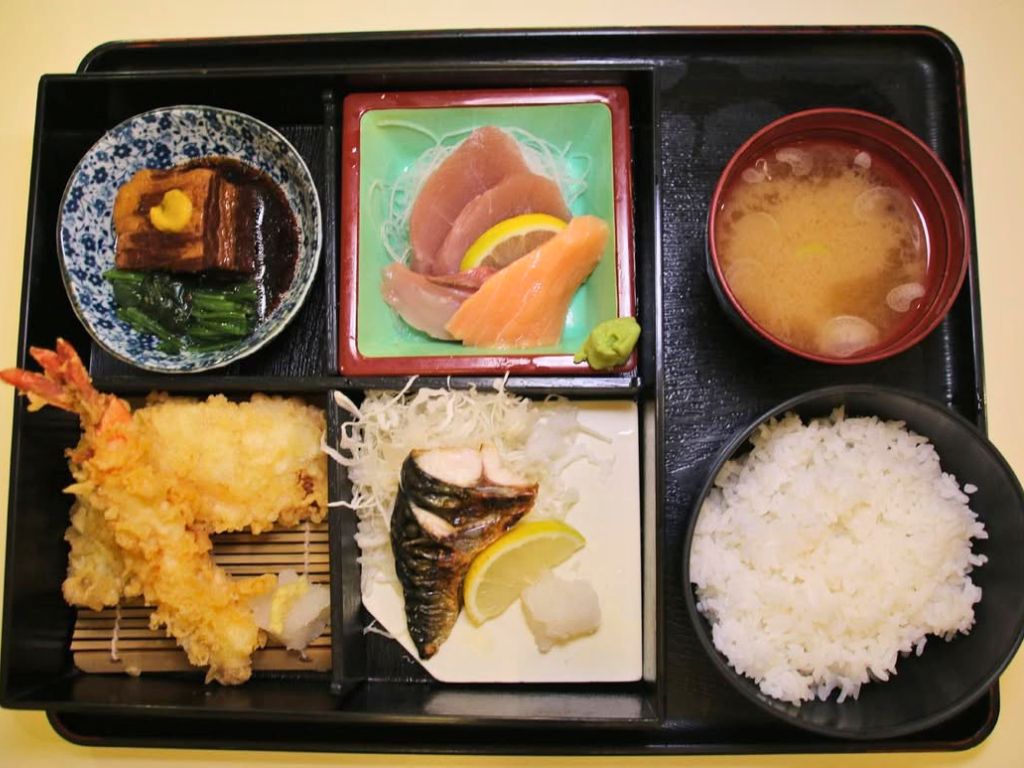 Cuppage Plaza food guide