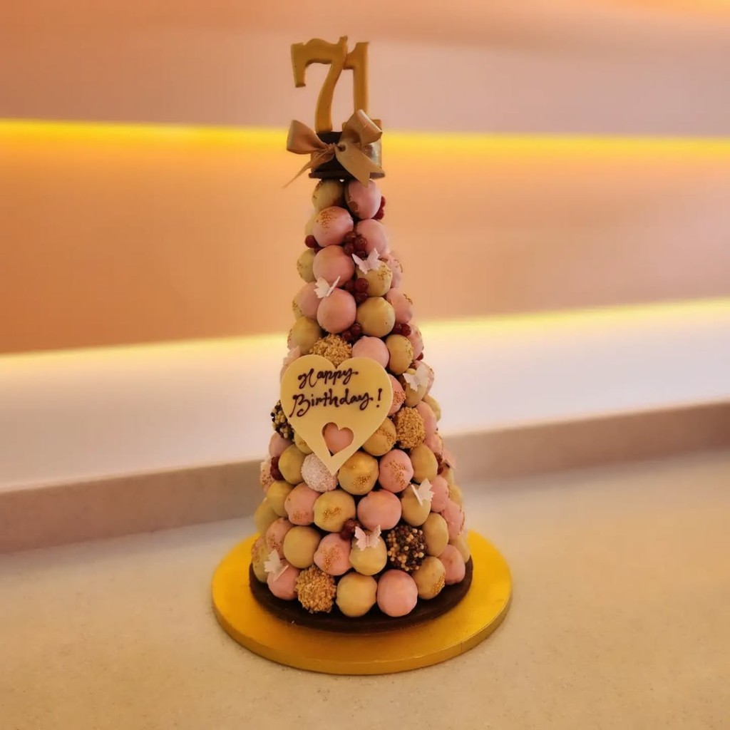 Birthday cakes in Singapore