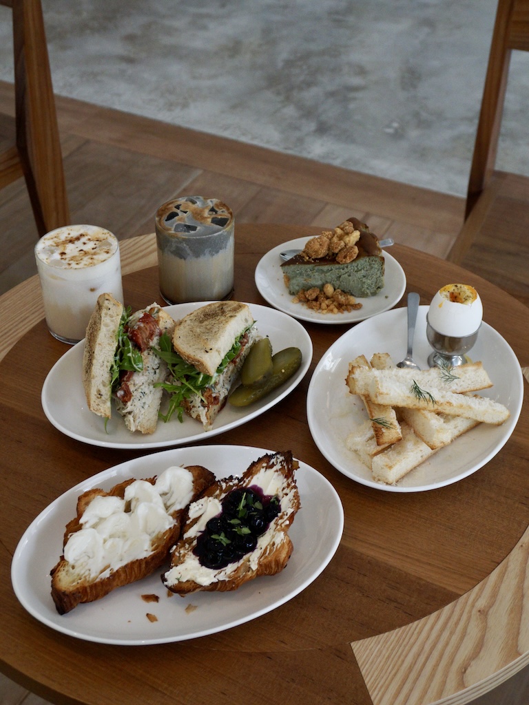 visitors cafe tanjong pagar