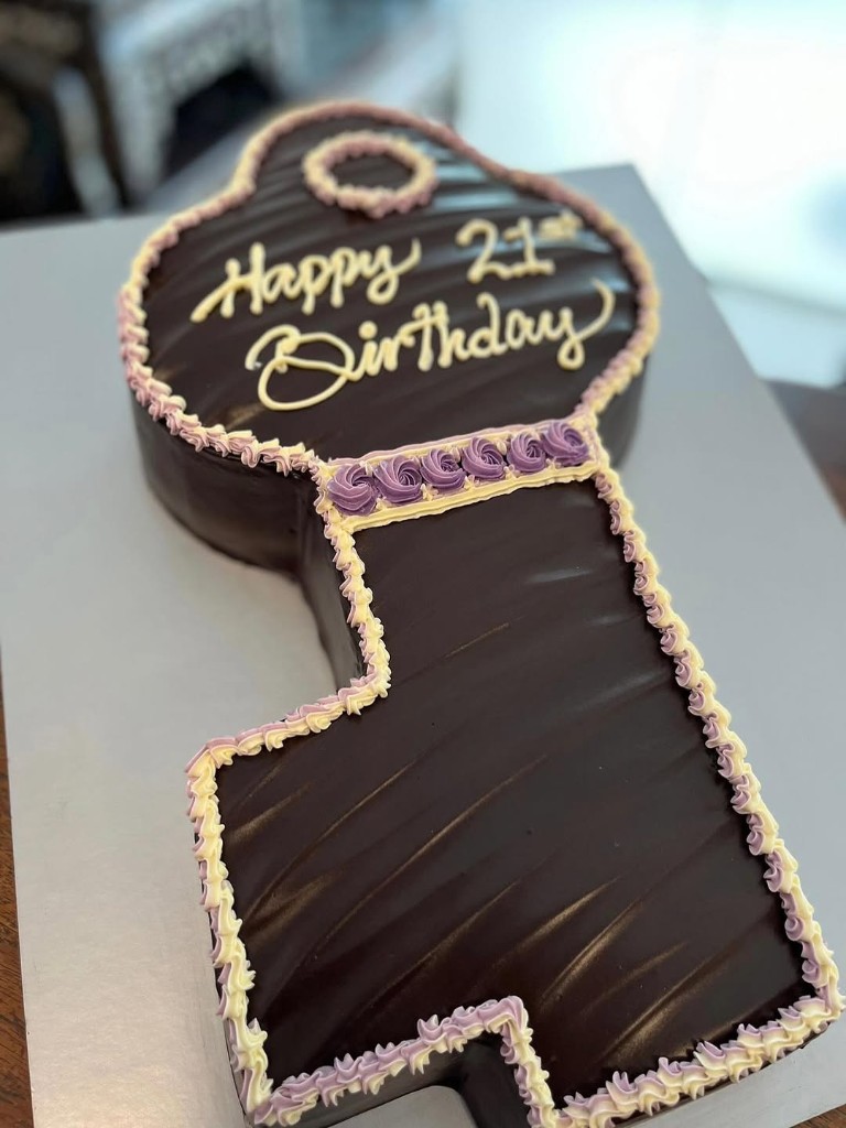 Birthday cakes in Singapore