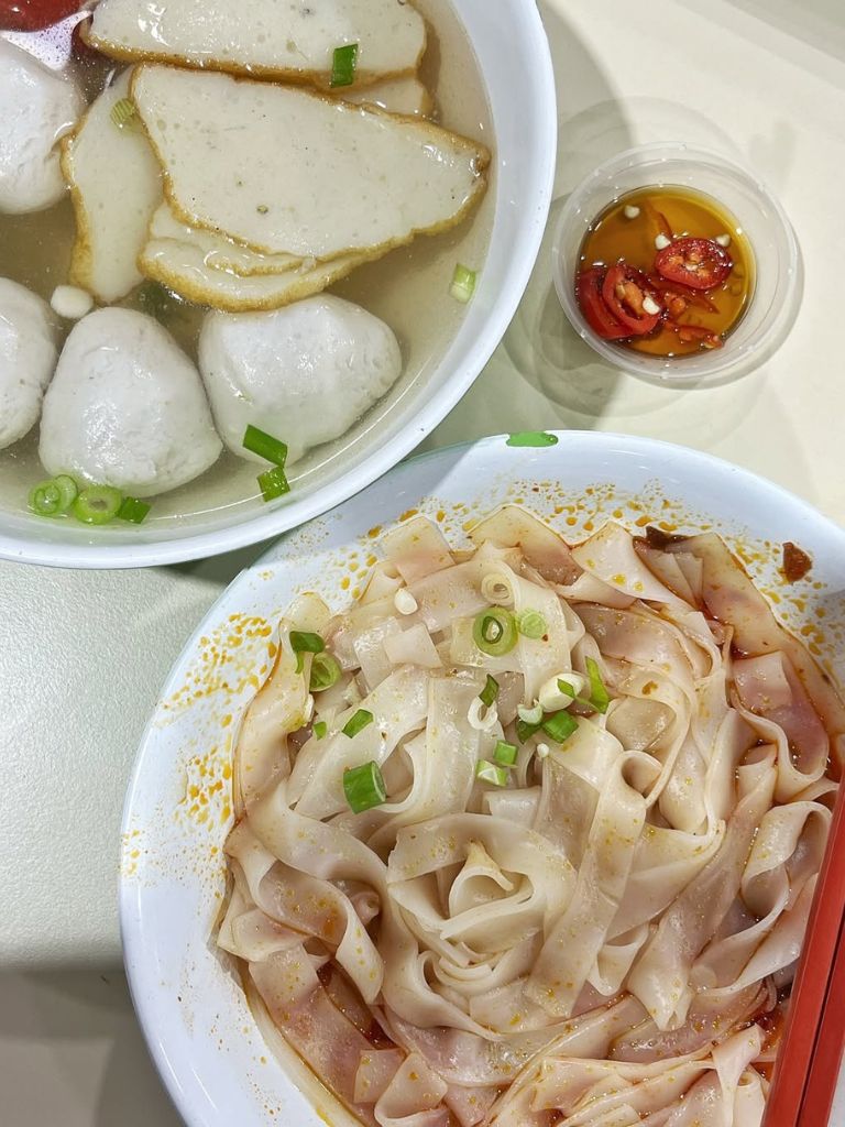 Fishball noodles. Photo: @melvyn_caffeine/Instagram Holland Drive Food Centre