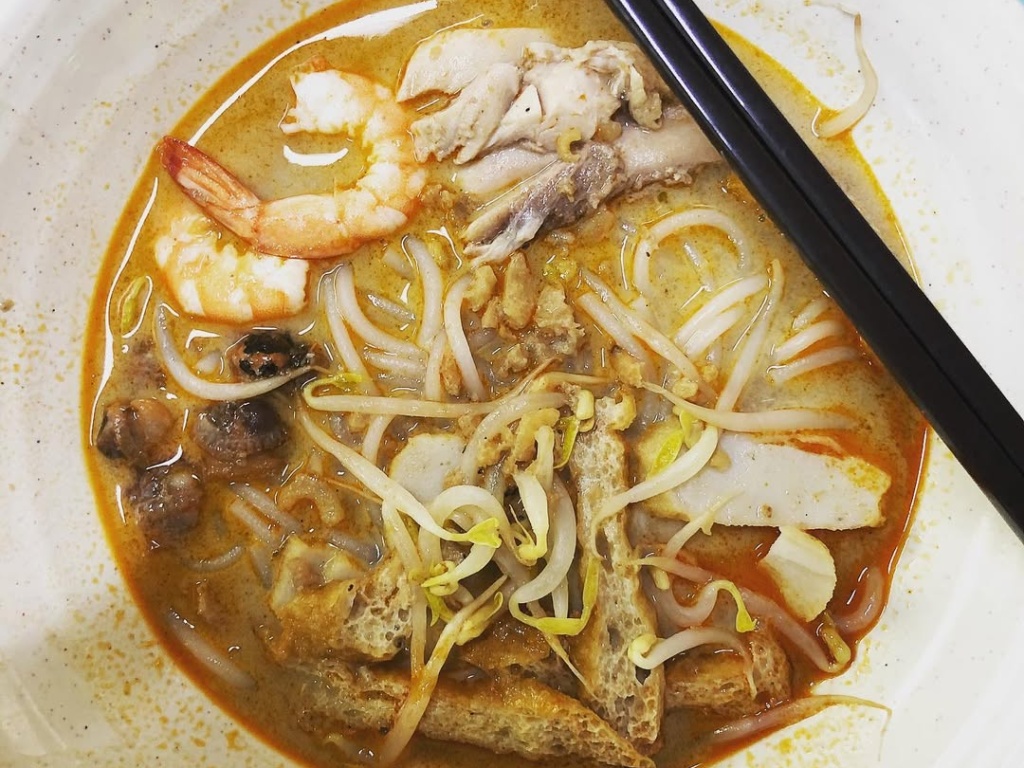 Photos: @stephenkamat/Instagram hong lim market & food centre