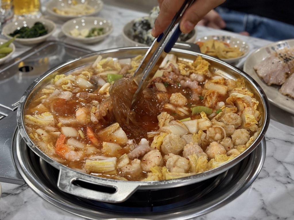 Especially satisfying on a rainy day. Photo: Shannon Ong/HungryGoWhere obongzip the star vista