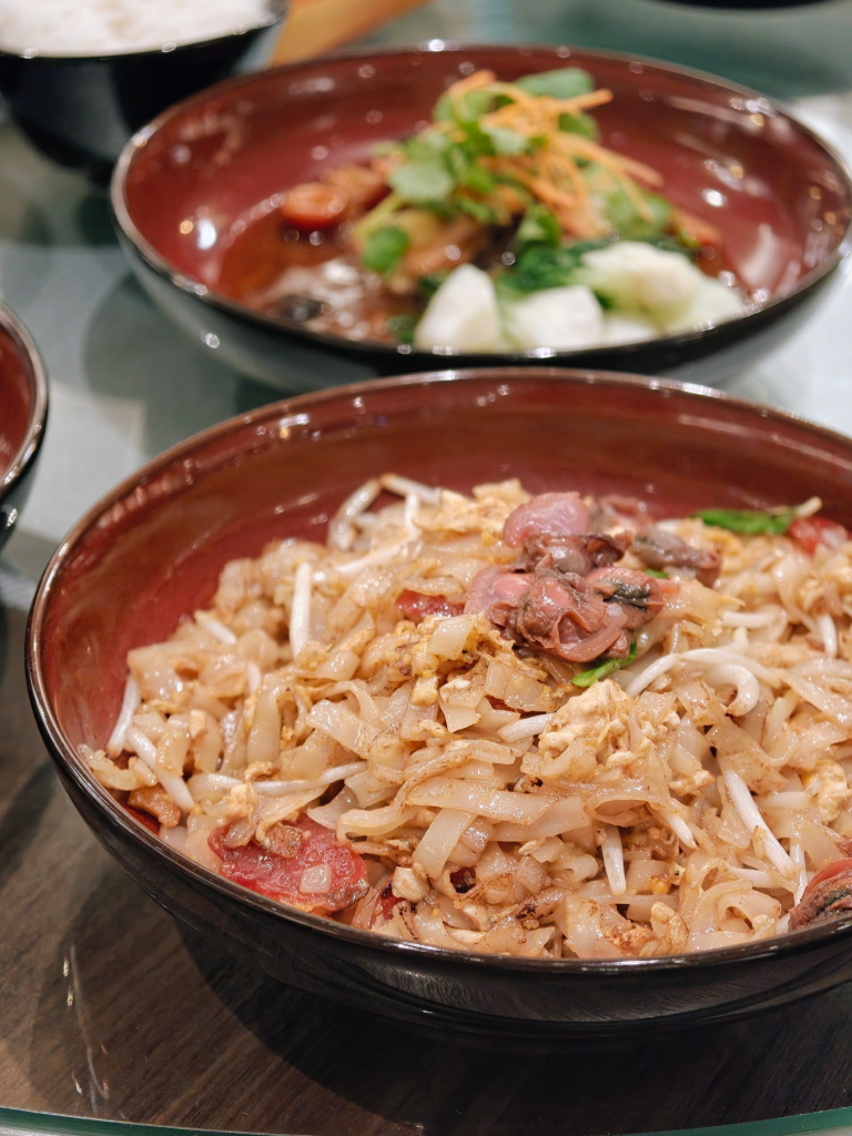 Yue at Aloft weekday semi-buffet