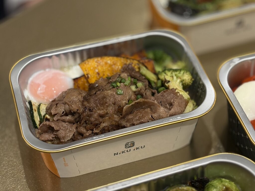 Yakiniku beef with our choice of add-ons. Photo: Shannon Ong/HungryGoWhere Niku Iku new dine-in concept