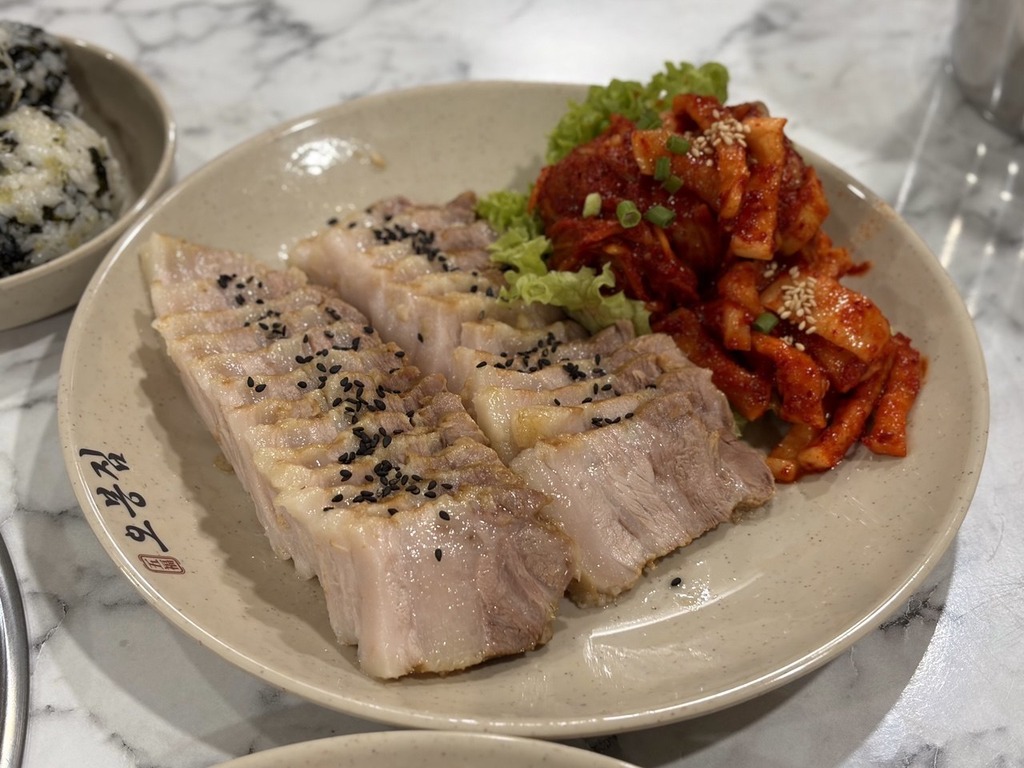 Photo: Shannon Ong/HungryGoWhere obongzip the star vista