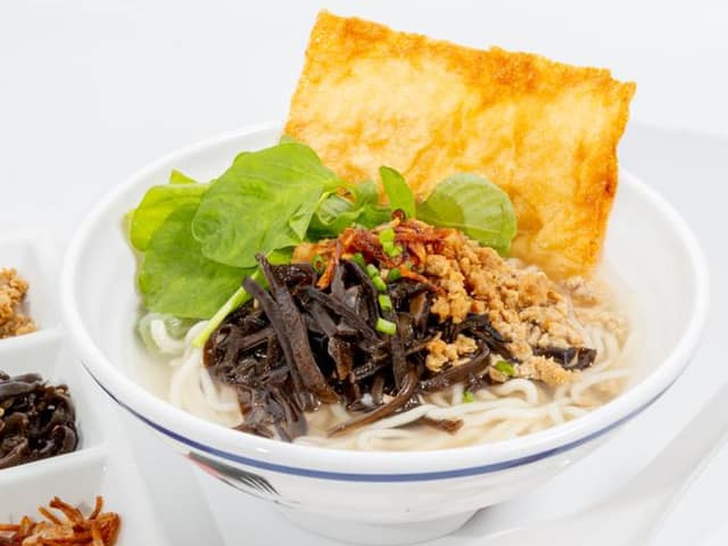 Photo: The Noodle Memories/Facebook hong lim market & food centre