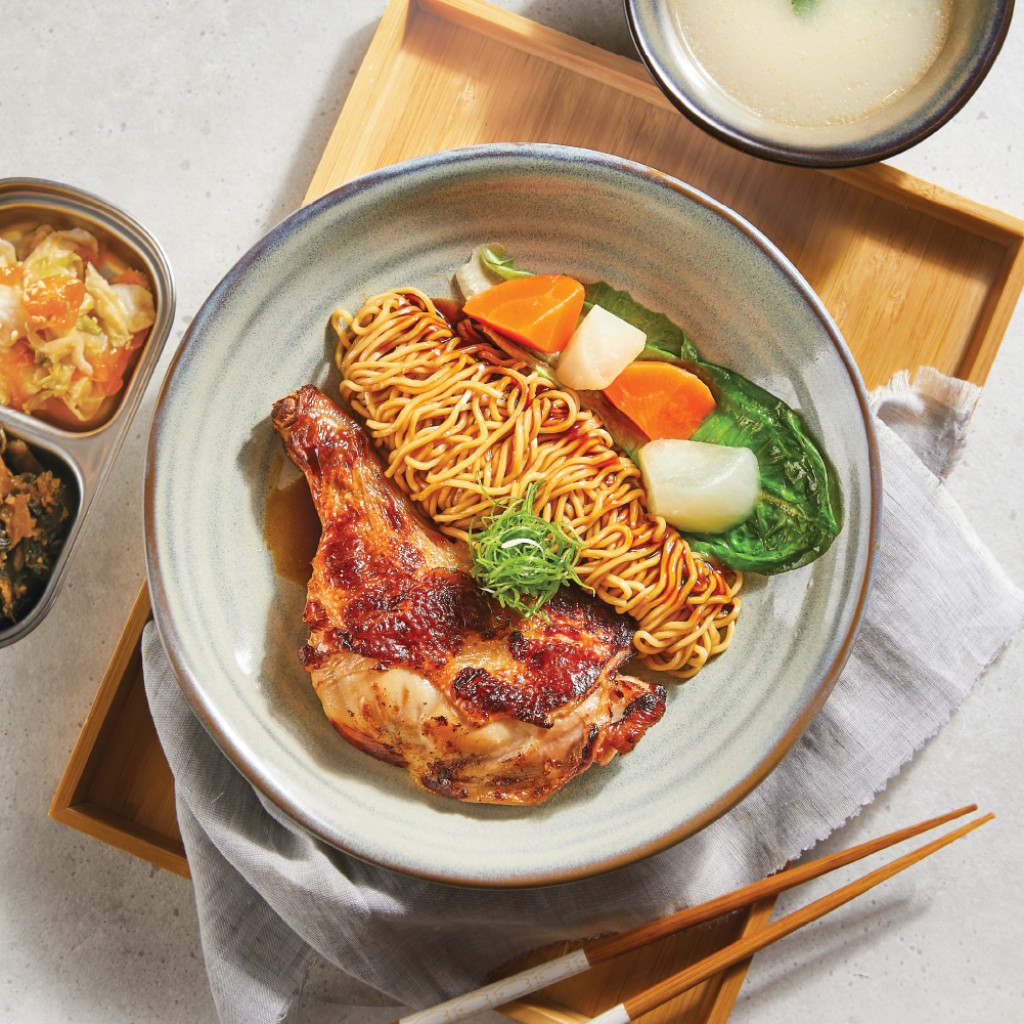 Baked chicken leg noodles. Photo: DaXi/Instagram Food in Plaza Singapura