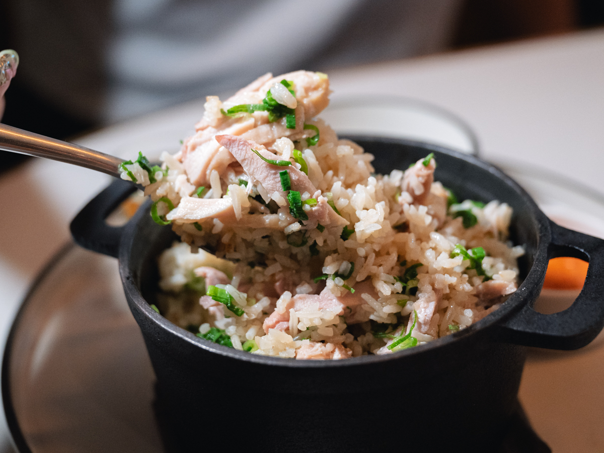 Claypot chicken rice. Photo: Abdul Rahim Anwar/HungryGoWhere Gu Zao Ren Taiwan Porridge Seng House