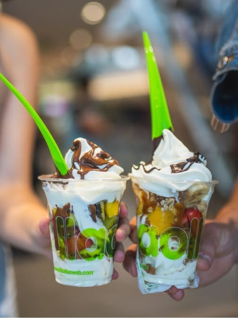 The Sanum from llaollao looks like a proper dessert cup. Photo: llaollao/Instagram froyo singapore