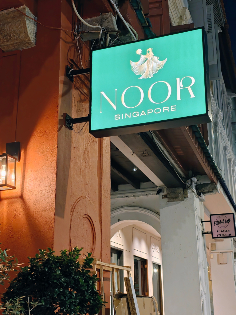 noor singapore