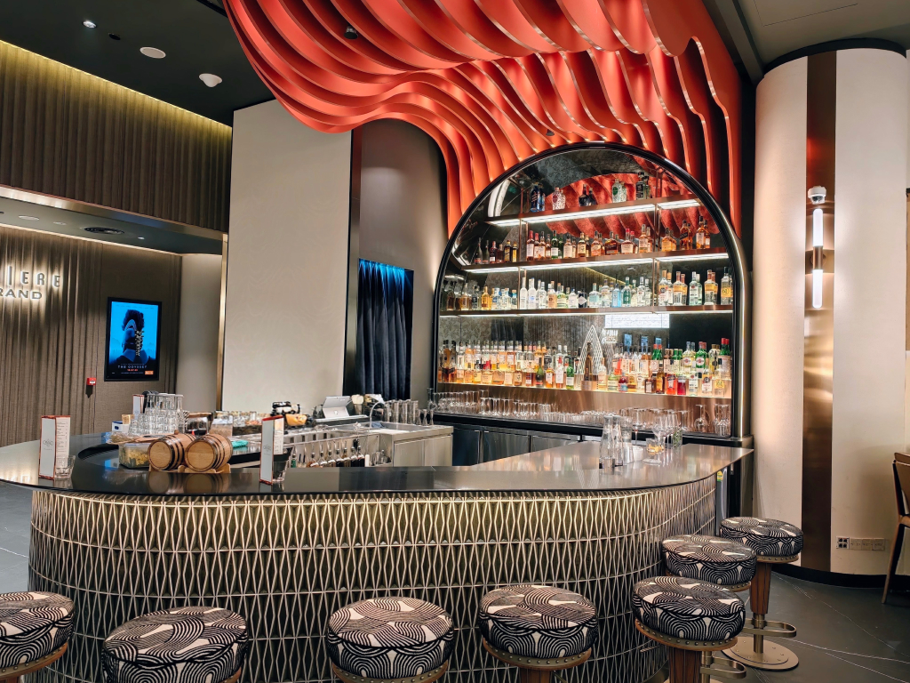 Centro’s cocktail bar. Photo: Zawani Abdul Ghani/HungryGoWhere centro