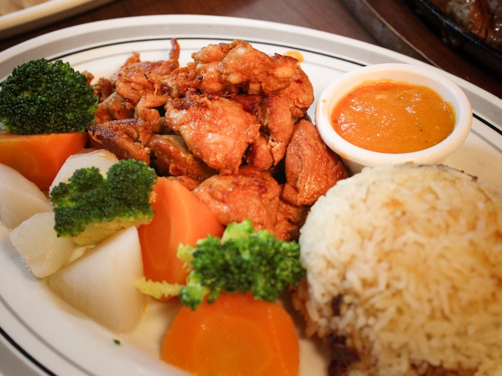 I’d come back for the chicken tash with pulau. Photo: Angeline Ang/HungryGoWhere Tim's Restaurant And Cafe