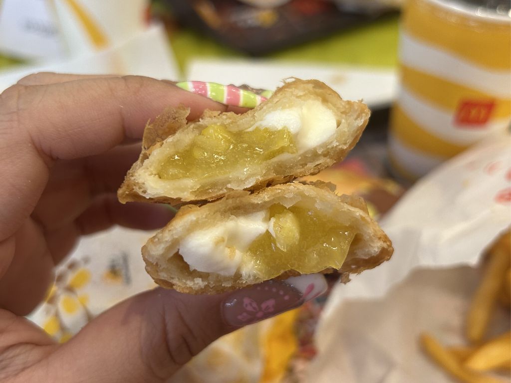 A sweet treat for fruit dessert lovers. Photo: LeAnn Lee/HungryGoWhere mcdonald's old chang kee singapore