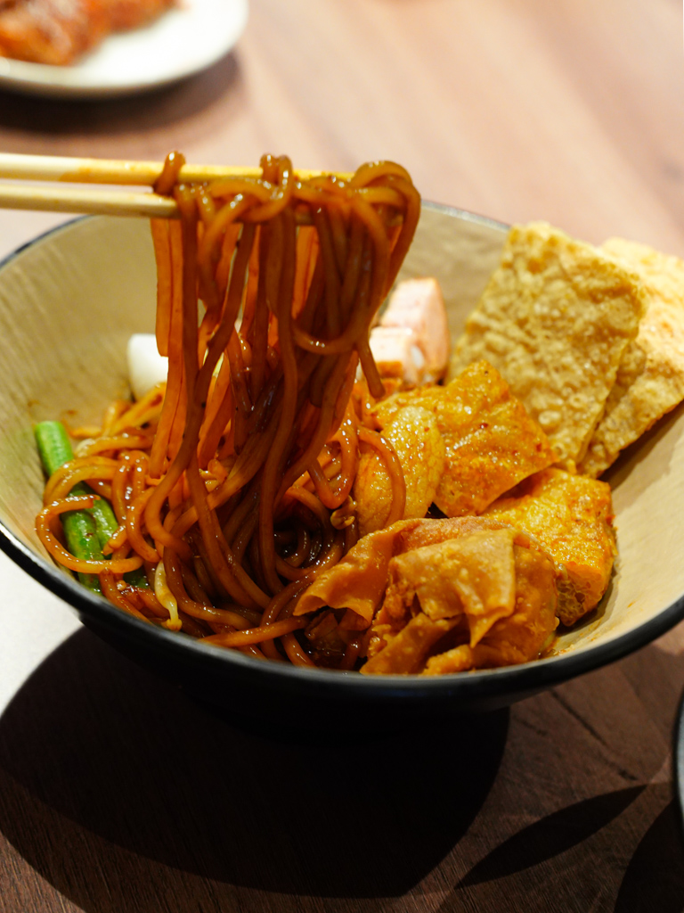 Photo: Evan Mua/HungryGoWhere kangji curry mee