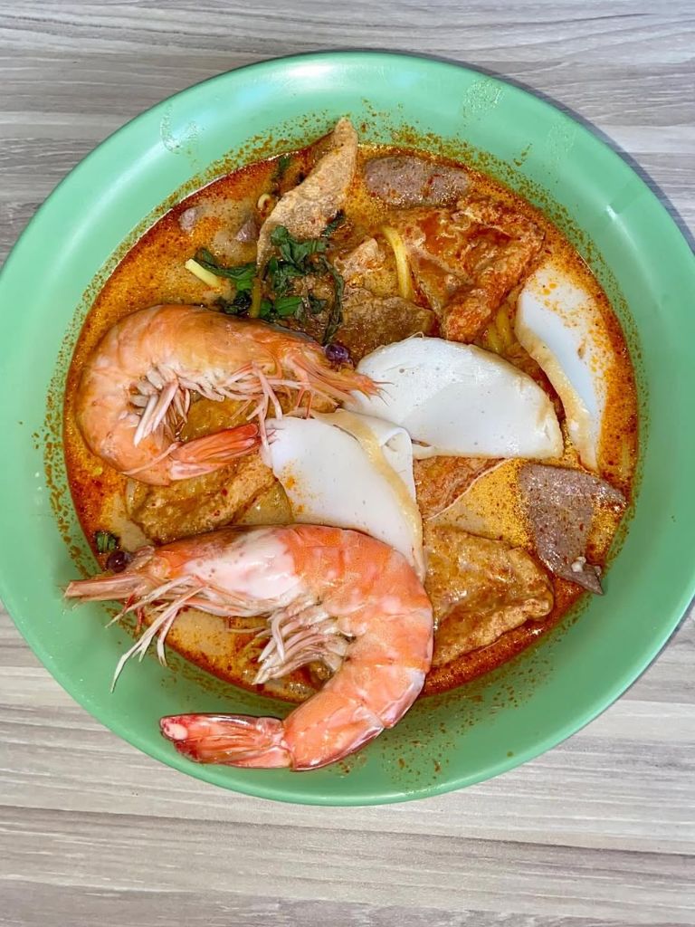Prawn laksa. Photo: @oopsiefoodsie/Instagram Holland Village Market & Food Centre