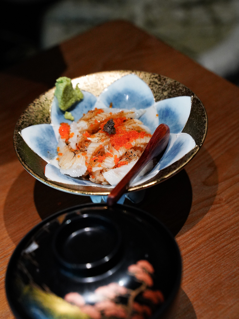 Cannot get enough of engawa. Photo: Evan Mua/HungryGoWhere aka sushi bar