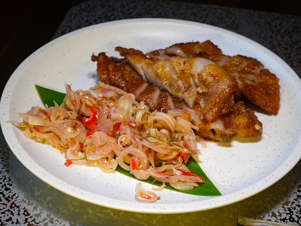 Chilli pork. Photo: Sarah Chua/HungryGoWhere Bar Kap Singapore