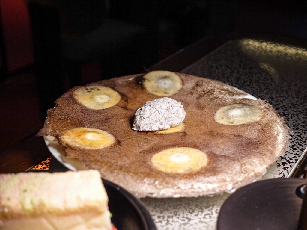 Sesame Potstickers. Photo: Sarah Chua/HungryGoWhere Bar Kap Singapore
