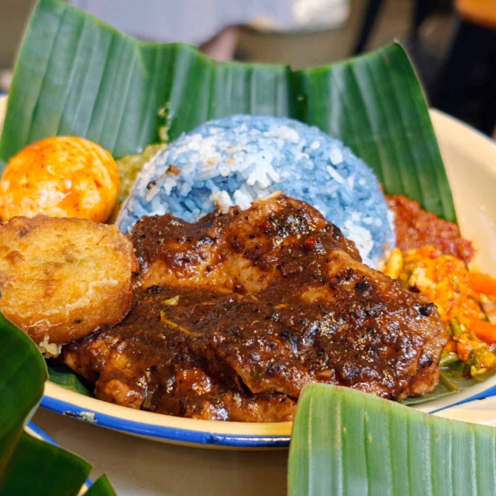 Buah keluak chicken set. Photo: Zawani Abdul Ghani/HungryGoWhere new july openings