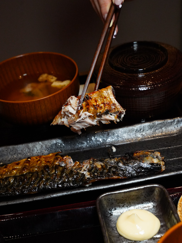 The saba is so comforting. Photo: Evan Mua/HungryGoWhere charcoal grill shinpachi singapore-