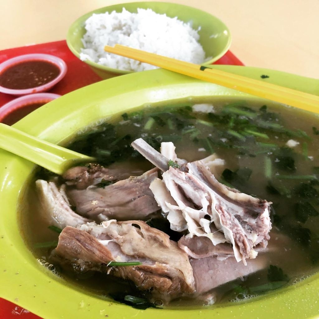 Photo: @hippofeeds/Instagram Bukit Merah View Hawker Centre
