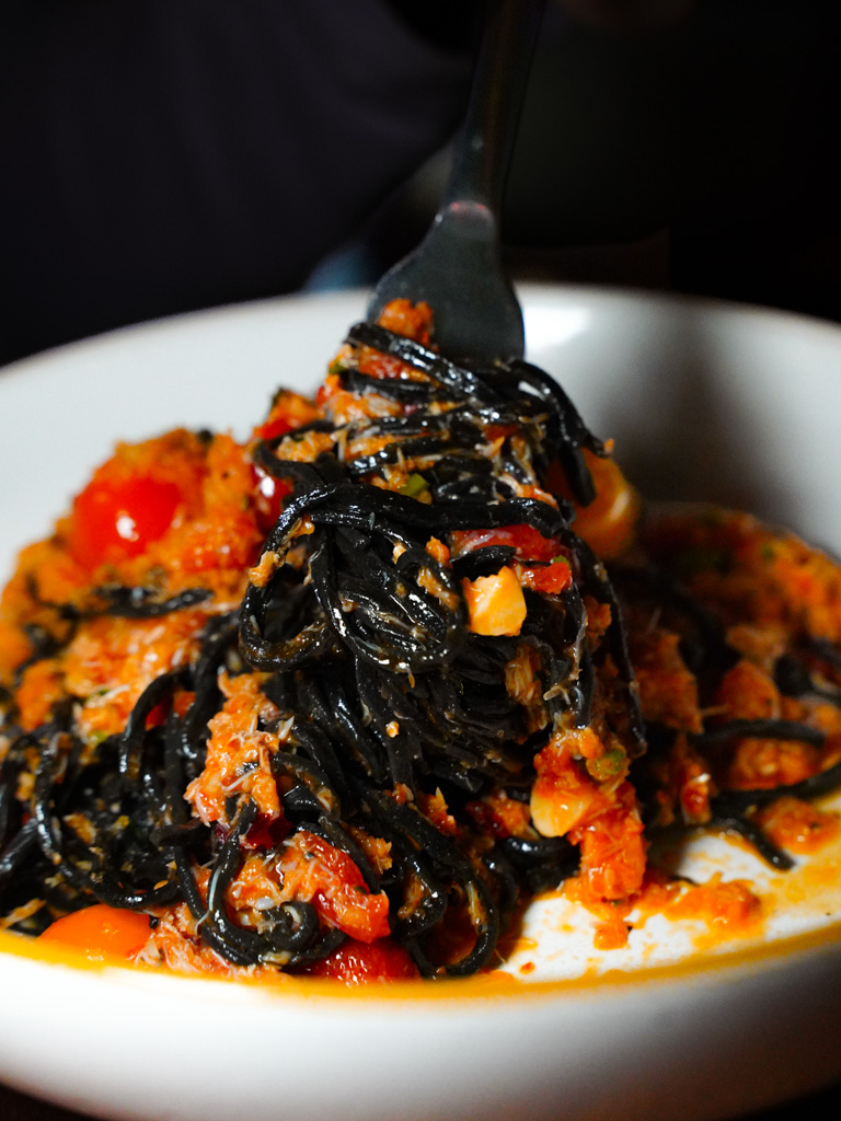 We love the bold flavours and generous crab portion. Photo: Evan Mua/HungryGoWhere la casetta
