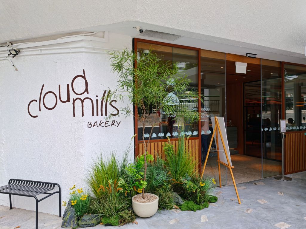 To get to Ao, look out for the building marked with Cloudmills Bakery — Ao’s entrance is right inside! Photo: Zawani Abdul Ghani/HungryGoWhere Ao restaurant Claymore Road