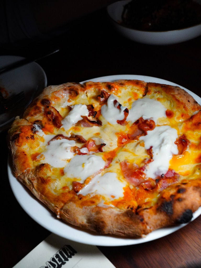 Pizza and pasta for under S$30! Photo: Evan Mua/HungryGoWhere la casetta