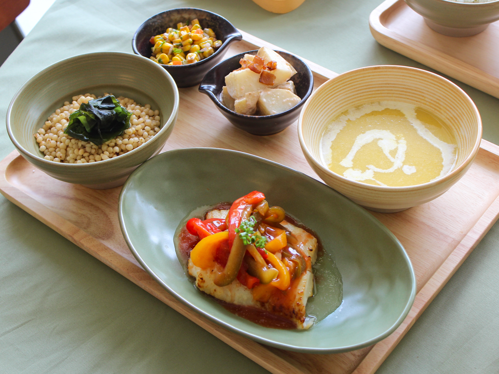 A Nourish plate set. Photo: Angeline Ang/HungryGoWhere shared table bishan ang mo kio park