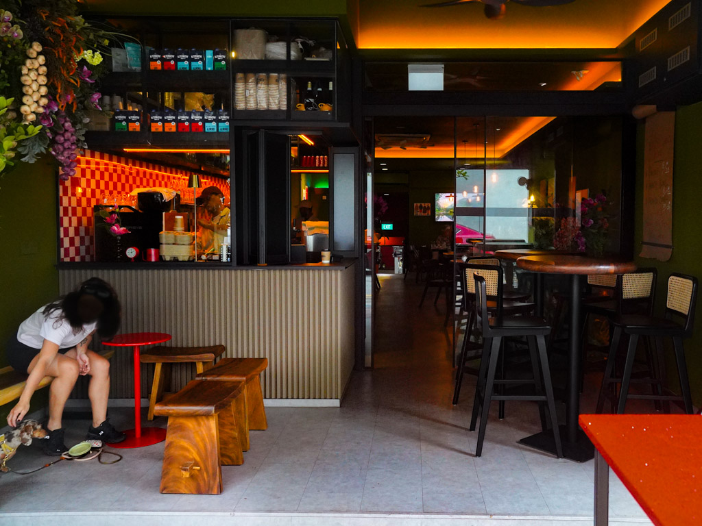 A nice al fresco spot where you can bring your furkids! Photo: Evan Mua/HungryGoWhere la casetta