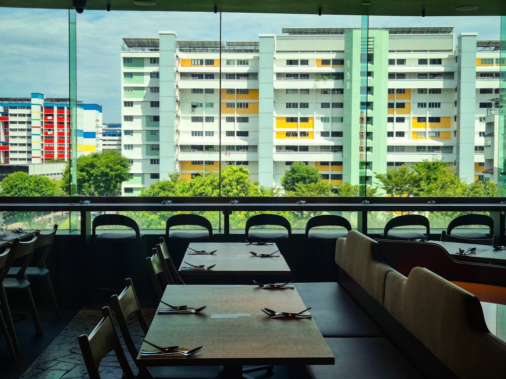 The new eastside venue has a good mix of bigger booth seats and window-facing solo ones. Photo: Sarah Chua/HungryGoWhere im qalb