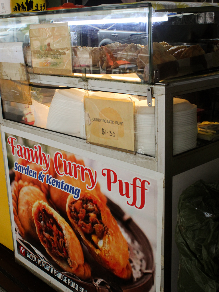 11-aa-heapsengThe curry puff stall has been here for a long time, and has always accepted cash only. Photo: Angeline Ang/HungryGoWhereleong-hungrygowhere heap seng leong coffeeshop