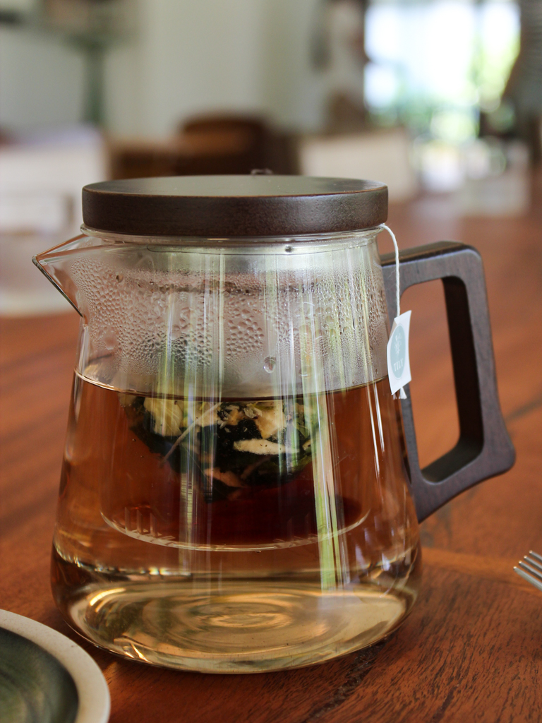 Perfect pairing tea from Tily Tea. Photo: Angeline Ang/HungryGoWhere shared table bishan ang mo kio park