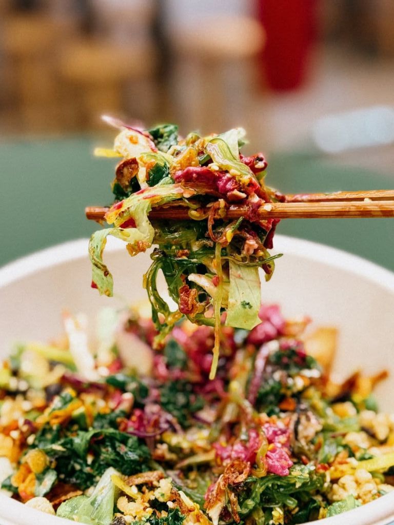 Let Six Hands pave the way for healthy eating to become a way of life. Photo: Six Hands/Instagram millenia walk food